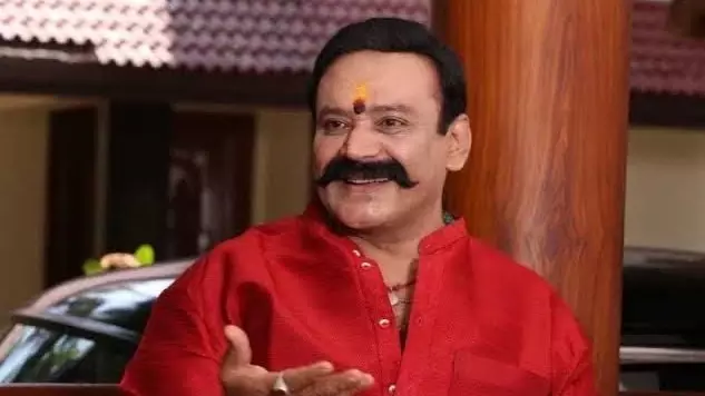 Malayalam actor Santhosh Nair dies in road accident in Pathanamthitta