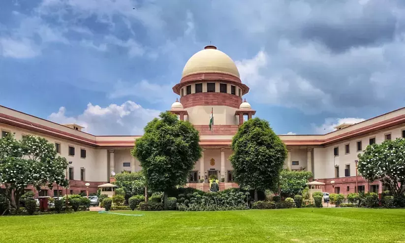 Excommunicating Parsi women over interfaith marriage discriminatory: SC