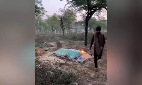 Delhi Police clueless on status of Muslim grave vandalism case