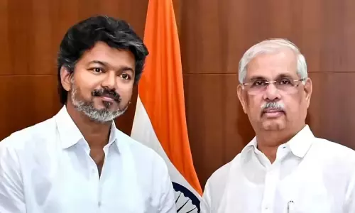 ‘Give BJP 5 yrs to gather 117 MLAs’: Netizens mock Tamil Nadu guv