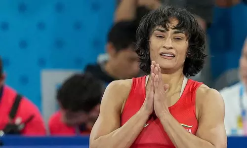 WFI declares Vinesh Phogat ‘ineligible’; sends her show cause