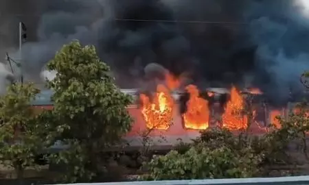 Massive fire breaks out in Delhi bound Rajdhani Express at Kota; all passengers safe Massive fire breaks out in Delhi bound Rajdhani Express at Kota; all passengers safe