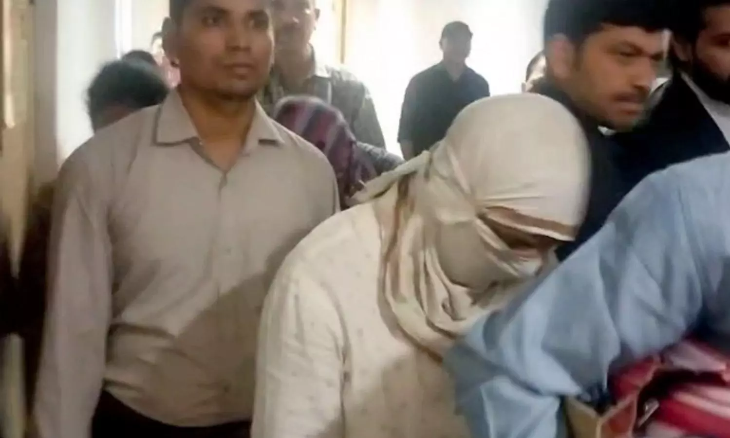 Beautician emerges as key link in NEET UG paper leak case, CBI tells court Beautician emerges as key link in NEET UG paper leak case, CBI tells court