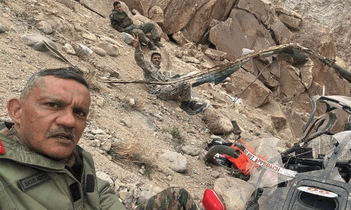 Army chopper crashes in Leh: Top officer, 2 others have close shave
