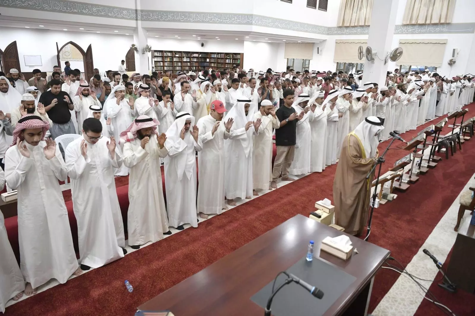 Kuwait mosques filled as worshippers gather for Eid Al-Adha prayers Kuwait mosques filled as worshippers gather for Eid Al-Adha prayers