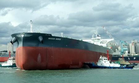 India-bound oil tanker clears Strait of Hormuz