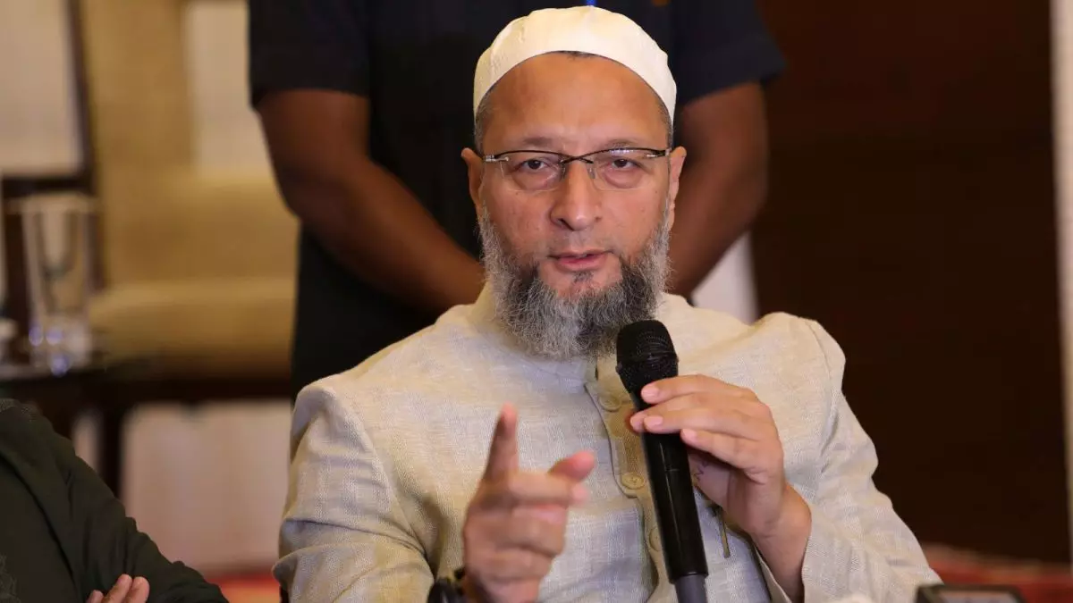 If namaz on roads is wrong, oppose all religious street events: Owaisi If namaz on roads is wrong, oppose all religious street events: Owaisi