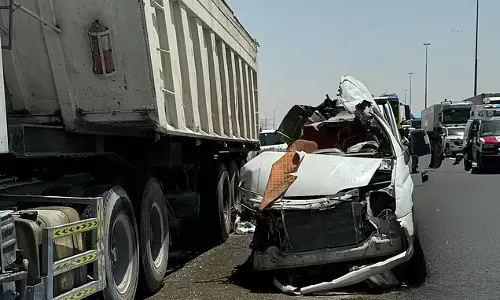 Seven killed, nine injured in Dubai road crash involving minibus and truck Seven killed, nine injured in Dubai road crash involving minibus and truck