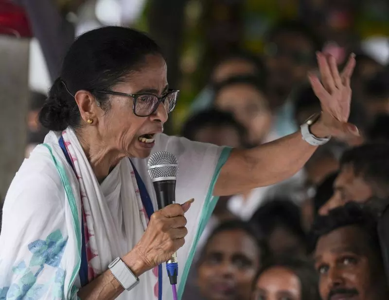 FIR filed against Mamata Banerjee for allegedly inciting religious sentiments FIR filed against Mamata Banerjee for allegedly inciting religious sentiments