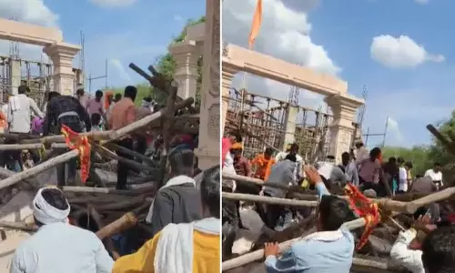4 killed, several injured after temple roof collapses in Maharashtra