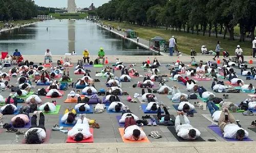 International Yoga Day celebrations draw crowds across the world International Yoga Day celebrations draw crowds across the world