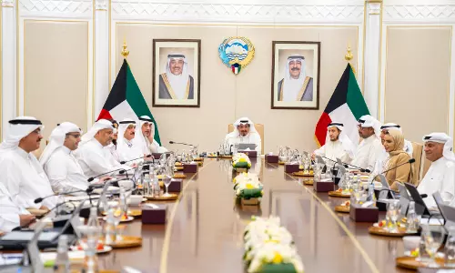 Kuwait Cabinet puts armed forces on high alert, freezes unapproved consulting deals Kuwait Cabinet puts armed forces on high alert, freezes unapproved consulting deals