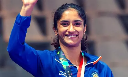 Vinesh row: Delhi HC orders wrestling body to decide on notice in 2 weeks Vinesh row: Delhi HC orders wrestling body to decide on notice in 2 weeks