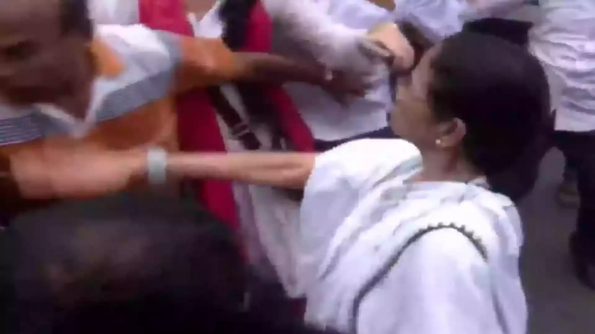 Mamata Banerjee loses temper during Kolkata protest, slaps TMC worker Mamata Banerjee loses temper during Kolkata protest, slaps TMC worker