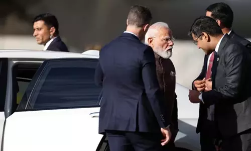 Modi famously avoids live pressers; attends scripted ones: journo Modi famously avoids live pressers; attends scripted ones: journo