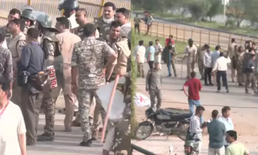 Ex-BJP minister denied ticket; violence in Madhya Pradesh Ex-BJP minister denied ticket; violence in Madhya Pradesh