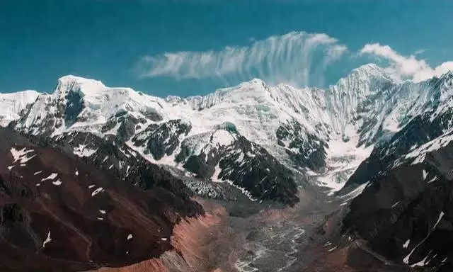 himalayas himalayas