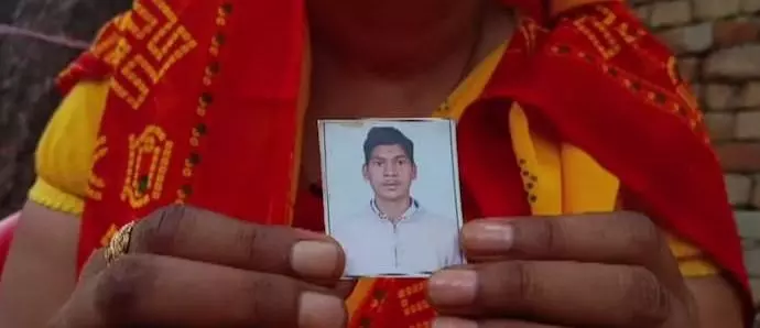 UP man crosses into Pakistan for Facebook romance, remains in prison UP man crosses into Pakistan for Facebook romance, remains in prison