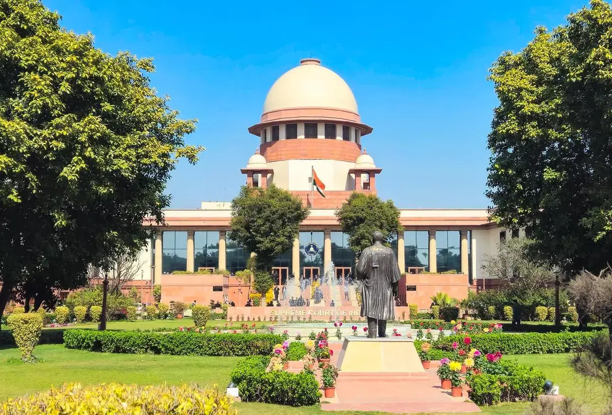 SC says persons excluded in Bengal SIR entitled to welfare benefits SC says persons excluded in Bengal SIR entitled to welfare benefits