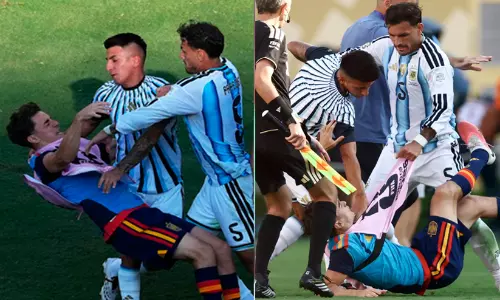 FIFA WC: final ends in chaos, red cards & Argentina meltdown FIFA WC: final ends in chaos, red cards & Argentina meltdown