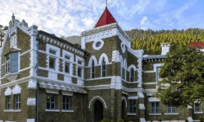 Uttarakhand HC pulls up police for stopping activist headed to CJP protest Uttarakhand HC pulls up police for stopping activist headed to CJP protest