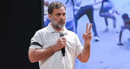 Rahul Gandhi backs student protest, seeks Pradhans resignation, Modi’s apology Rahul Gandhi backs student protest, seeks Pradhans resignation, Modi’s apology