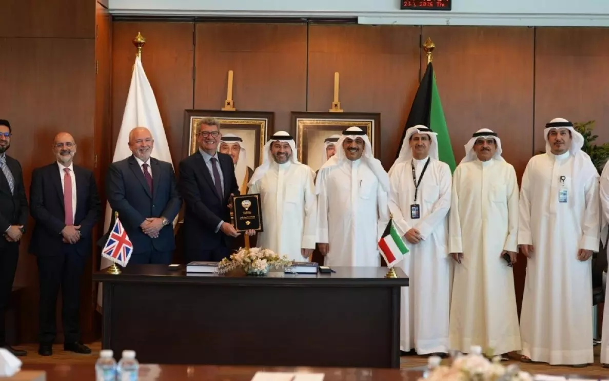 Kuwait signs $60m air navigation contract with UK’s NATS Kuwait signs $60m air navigation contract with UK’s NATS