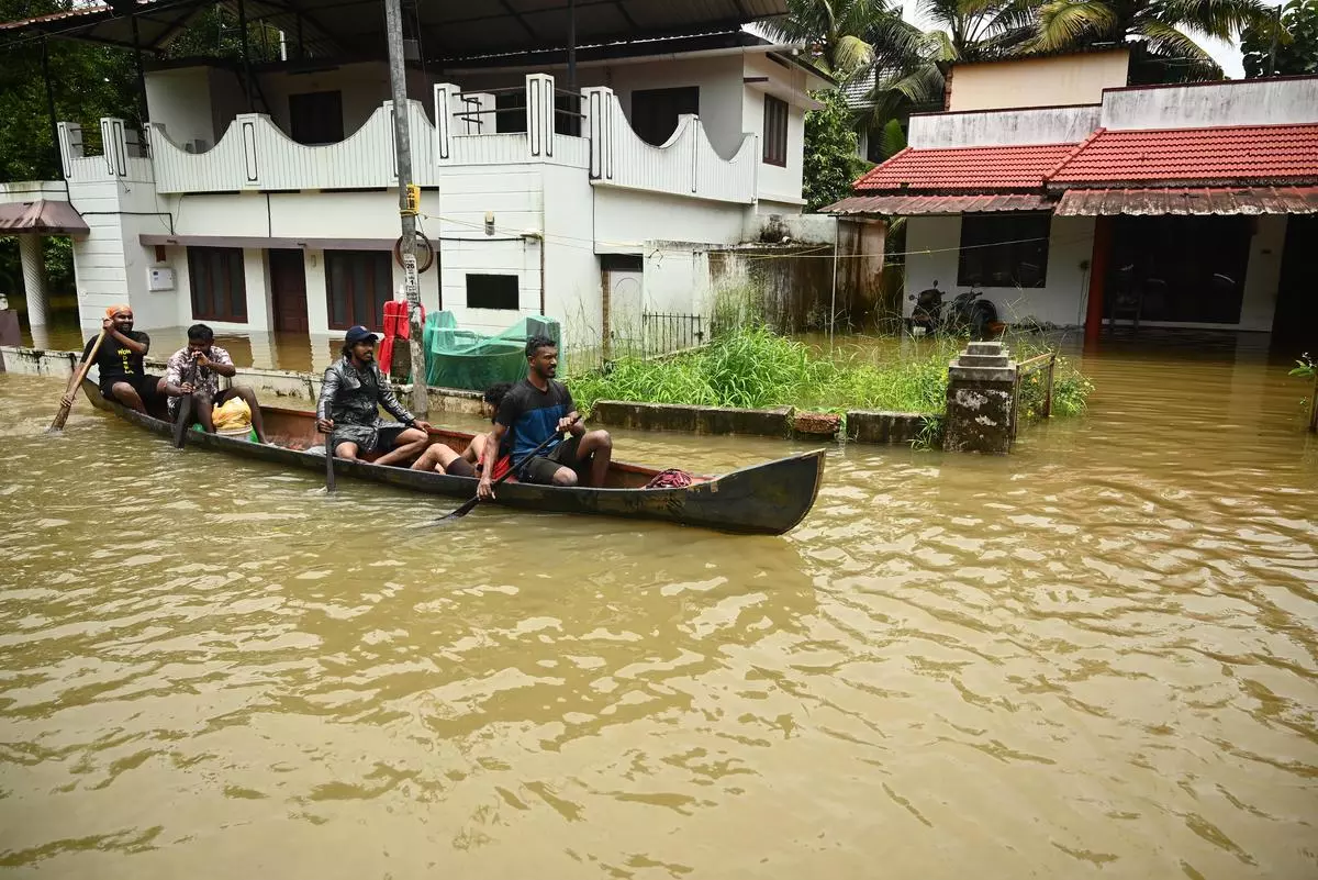 Kerala floods: 21 dead, 6 missing as heavy rain threat continues Kerala floods: 21 dead, 6 missing as heavy rain threat continues