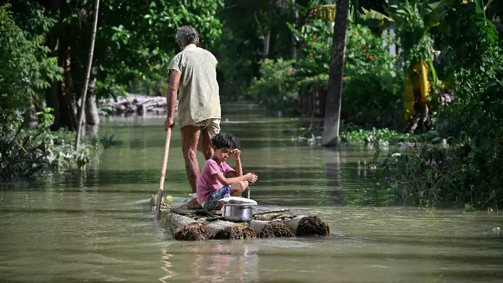 Assam floods: Death toll rises to 87, over 1.28 lakh affected Assam floods: Death toll rises to 87, over 1.28 lakh affected