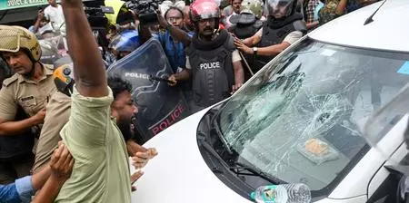 Kerala police issues notices to CPI(M) leaders in Kerala ED attack case Kerala police issues notices to CPI(M) leaders in Kerala ED attack case