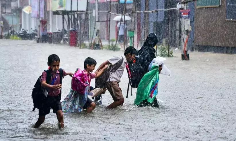Heavy rains in Kerala: Red alert in 4 districts Heavy rains in Kerala: Red alert in 4 districts