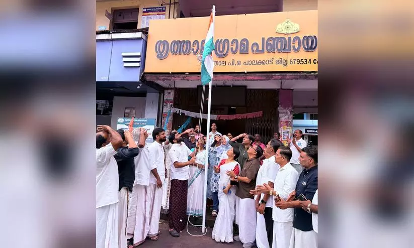 VT Balram hoists national flag in lungi at Independence Day event, asserts cultural freedom VT Balram hoists national flag in lungi at Independence Day event, asserts cultural freedom