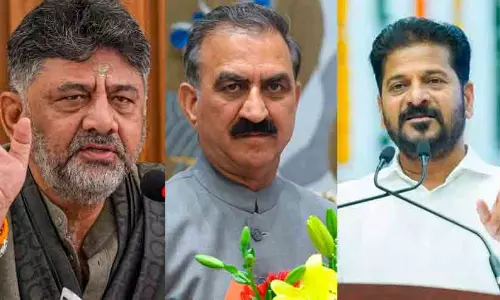 I Day: Congress states sing full Vande Mataram, Kerala stands apart