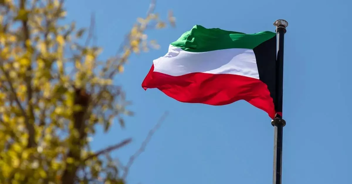 Kuwait steps up diplomatic contacts with Gulf, Arab ministers over regional tensions Kuwait steps up diplomatic contacts with Gulf, Arab ministers over regional tensions