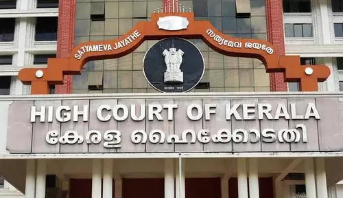 Kerala HC suspends sentences of 4 in Muthanga land stir case Kerala HC suspends sentences of 4 in Muthanga land stir case
