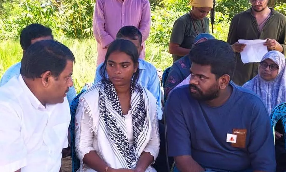 Dalit PhD scholar protests caste discrimination at Thunchath Ezhuthachan Malayalam University Dalit PhD scholar protests caste discrimination at Thunchath Ezhuthachan Malayalam University