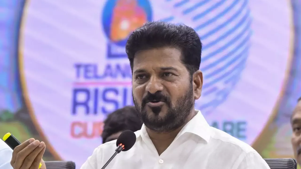 Revanth Reddy calls denial of US visit ‘insult’ to 4 Cr Telangana people Revanth Reddy calls denial of US visit ‘insult’ to 4 Cr Telangana people
