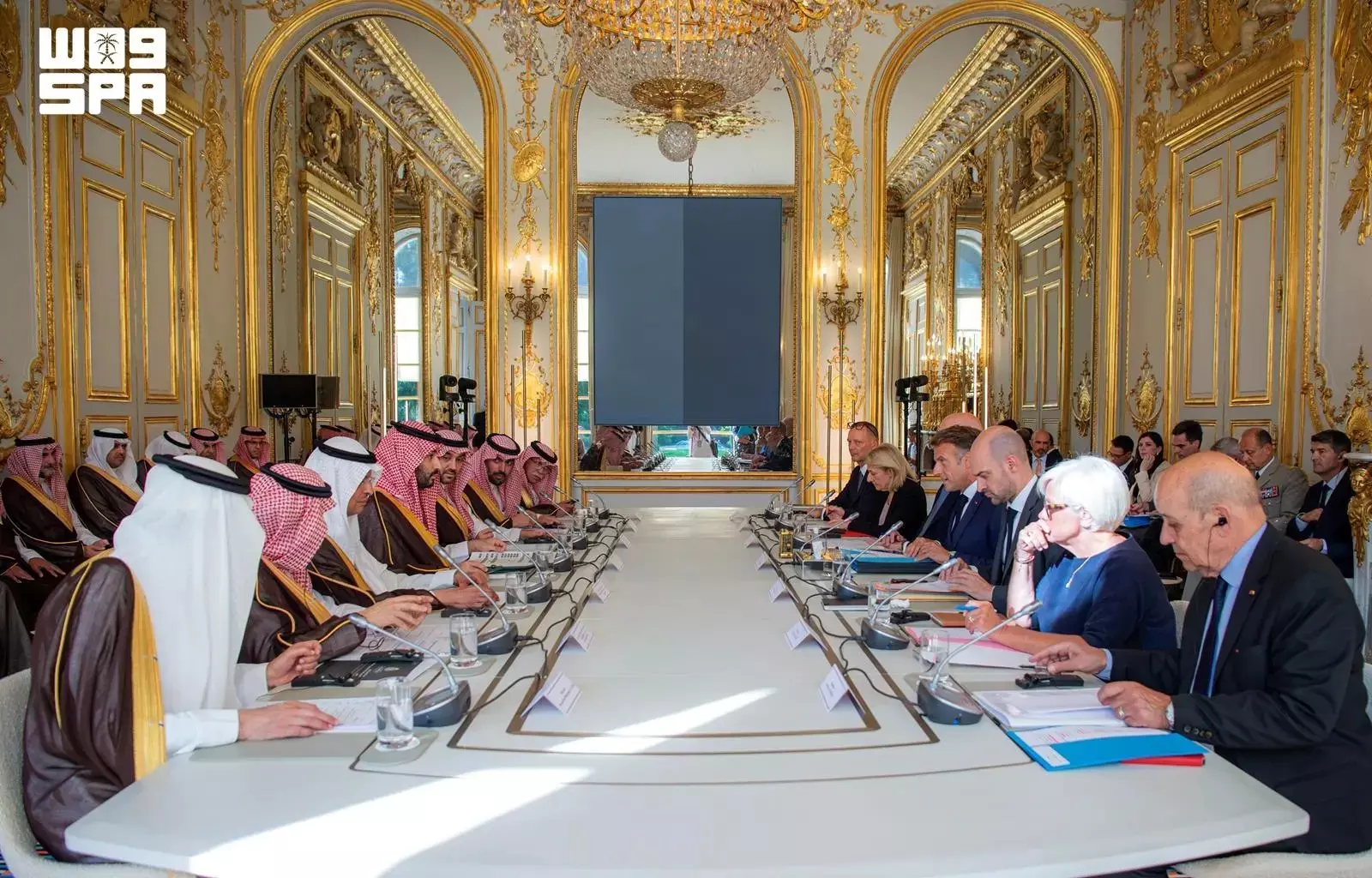 Saudi Arabia, France announce 21 agreements after Crown Prince’s state visit Saudi Arabia, France announce 21 agreements after Crown Prince’s state visit