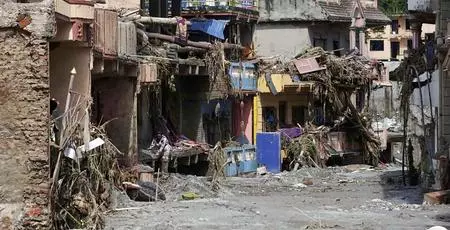 Around 100 Indians rescued as Nepal floods leave nearly 1,500 missing Around 100 Indians rescued as Nepal floods leave nearly 1,500 missing