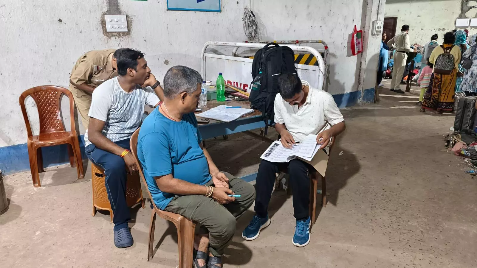 31 Bangladeshi nationals sent from Bengaluru to Bengal for deportation 31 Bangladeshi nationals sent from Bengaluru to Bengal for deportation