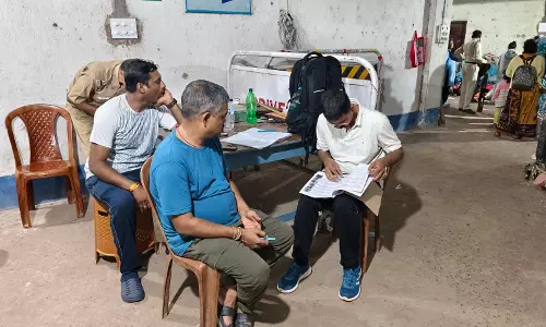 31 Bangladeshi nationals sent from Bengaluru to Bengal for deportation 31 Bangladeshi nationals sent from Bengaluru to Bengal for deportation