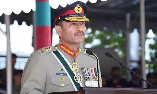 Pakistan grants Army chief command over all three armed forces