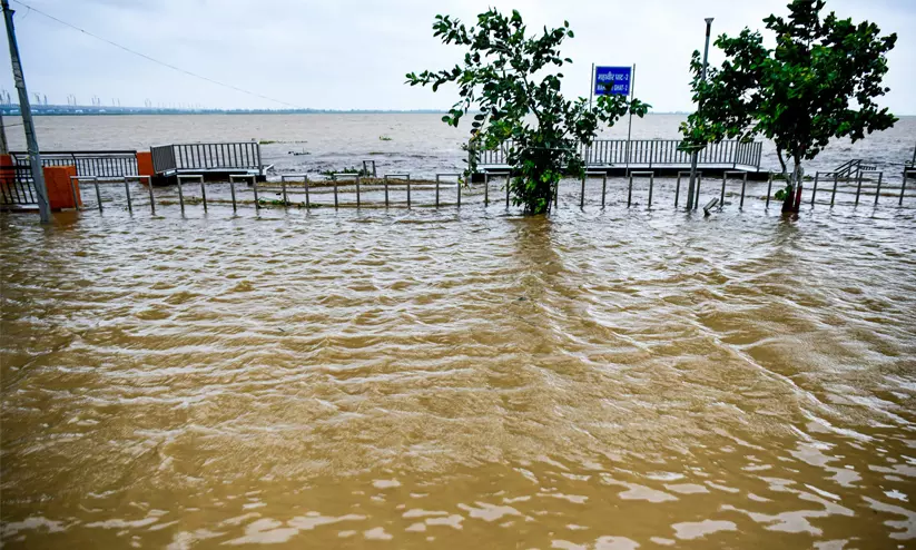 Bihar floods kill 20, leave 2.7 mn people reeling across 13 districts Bihar floods kill 20, leave 2.7 mn people reeling across 13 districts