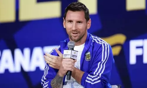 Messi reaches preliminary agreement to buy Spanish club Eldense Messi reaches preliminary agreement to buy Spanish club Eldense