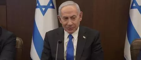 Netanyahu threatens legal action against Haaretz Netanyahu threatens legal action against Haaretz