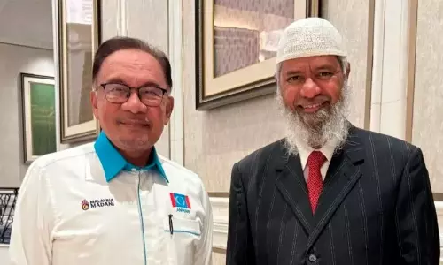 Zakir Naik extradition issue discussed with India, confirms Malaysian PM Zakir Naik extradition issue discussed with India, confirms Malaysian PM
