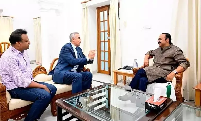 Palestine envoy, Keralam CM discuss expanding state-level ties Palestine envoy, Keralam CM discuss expanding state-level ties