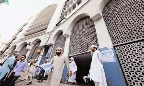‘Falsely implicated’: HC quashes Covid-Markaz case against 2 Muslims ‘Falsely implicated’: HC quashes Covid-Markaz case against 2 Muslims