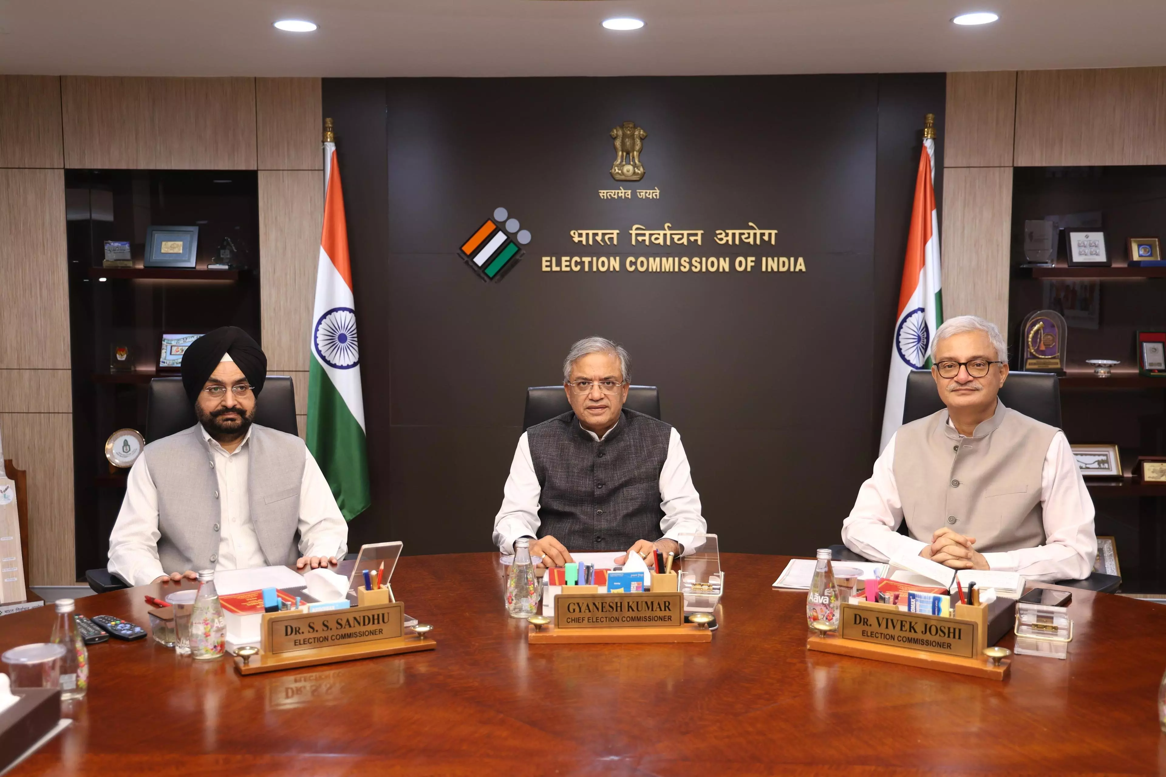 Delhi SIR: ECI extends claims, objections deadline till October 30 Delhi SIR: ECI extends claims, objections deadline till October 30