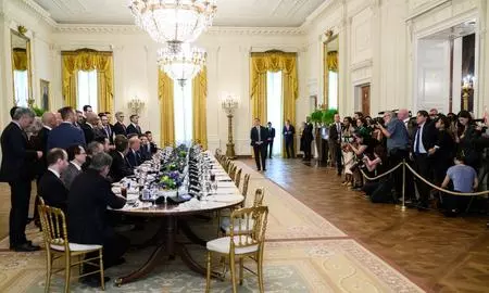 Trump, tech leaders endorse voluntary ‘Super Intelligence’ safety pact Trump, tech leaders endorse voluntary ‘Super Intelligence’ safety pact